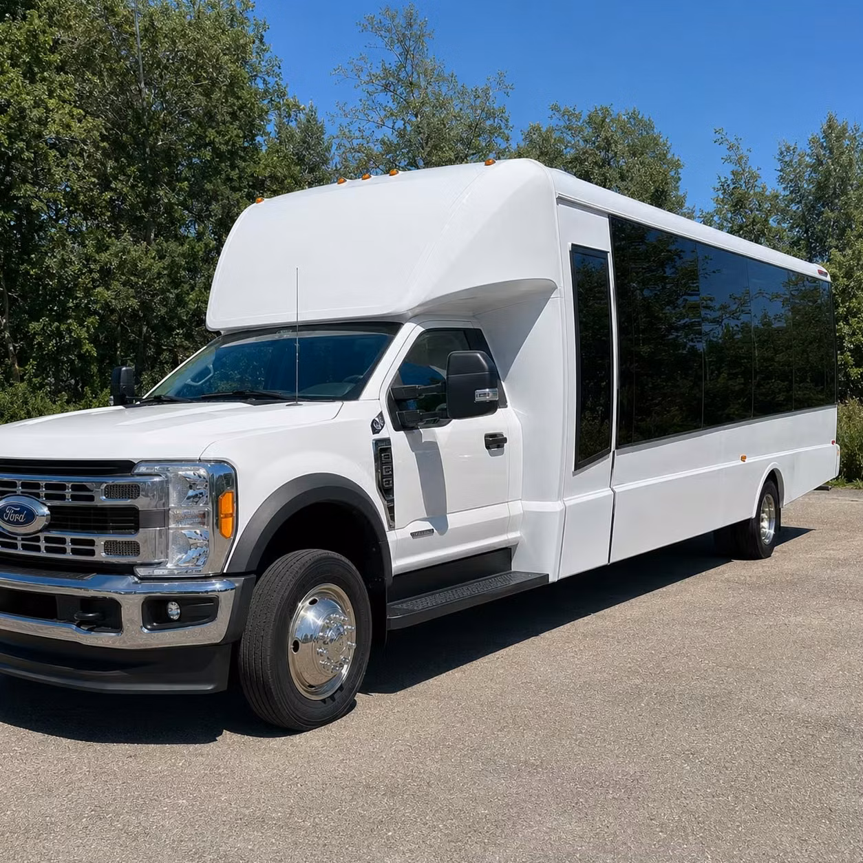 15 passenger minibus