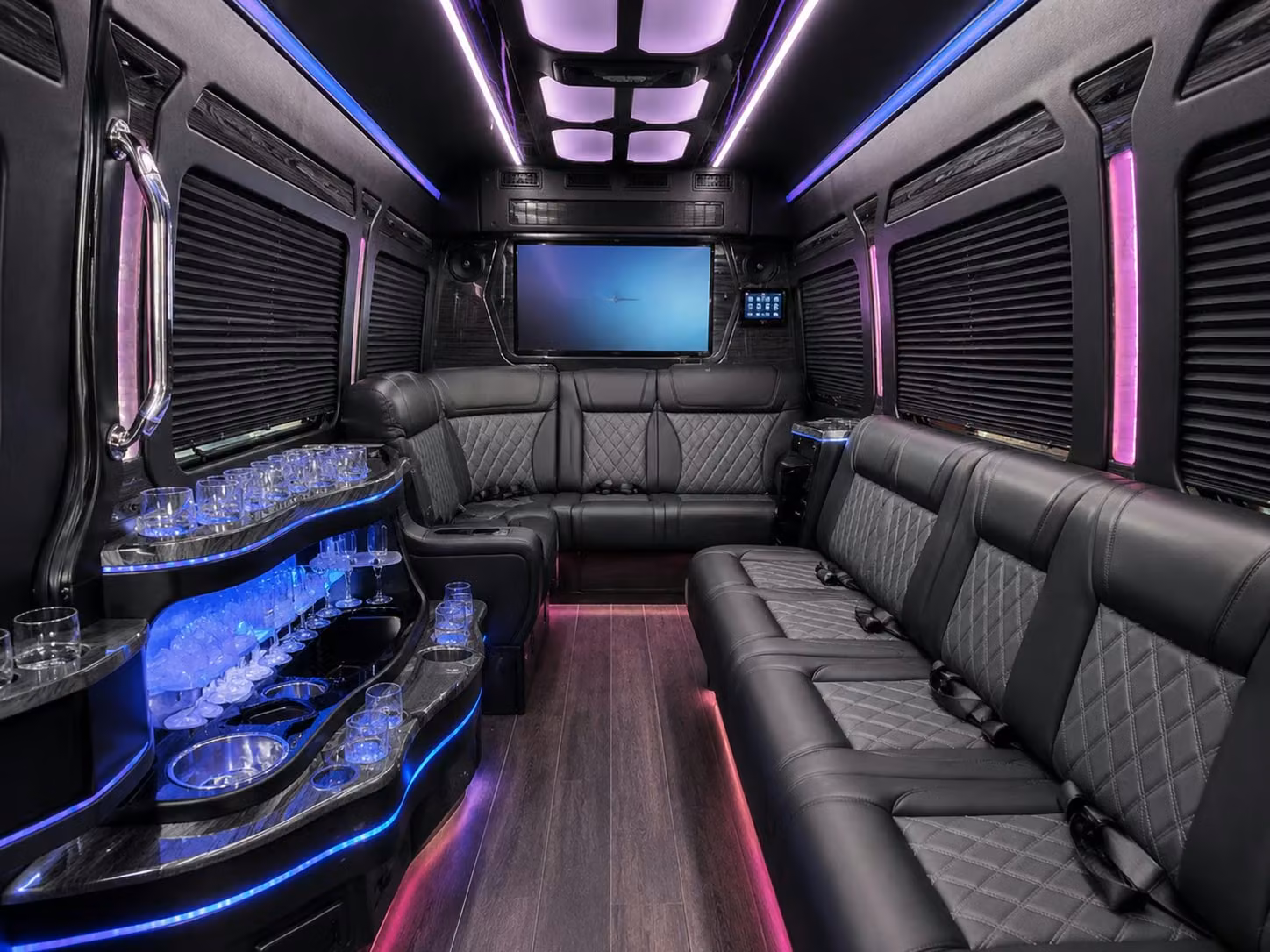 give your north miami group an unforgettable ride to miami marlins games at loandepot park
